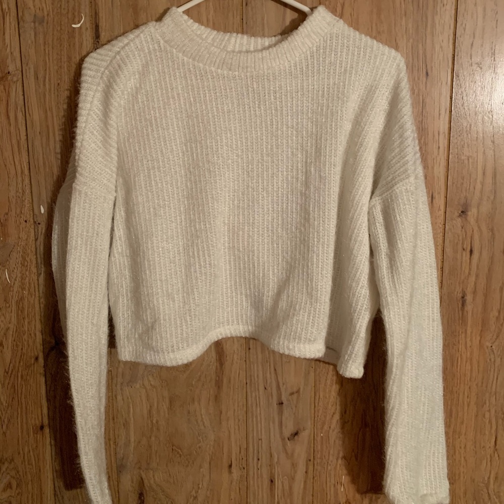 Adorable fuzzy white sweater